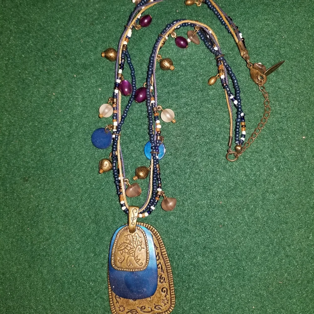 Necklace - Picture 5 of 5